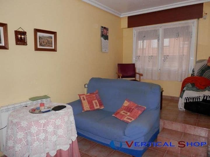 4 bedrooms apartment for sale in Albacete, Spain - Image 9