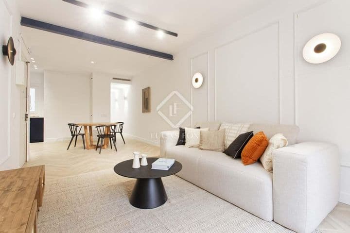 2 bedrooms apartment for rent in Barcelona, Spain - Image 4