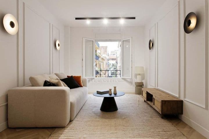 2 bedrooms apartment for rent in Barcelona, Spain - Image 5