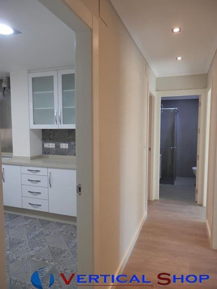 3 bedrooms apartment for sale in Albacete, Spain - Image 5