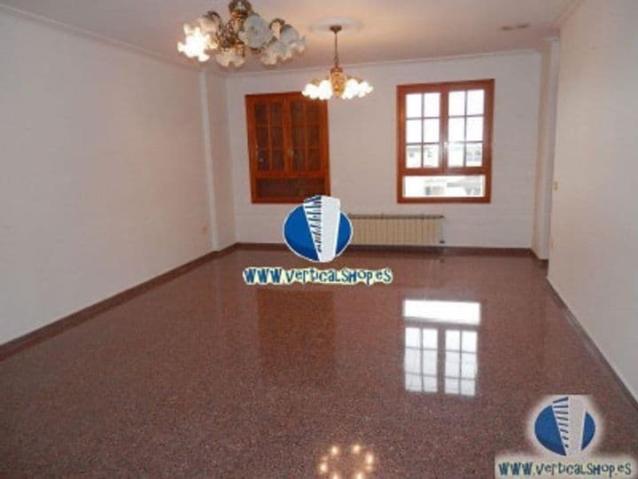 4 bedrooms apartment for sale in Albacete, Spain - Image 2