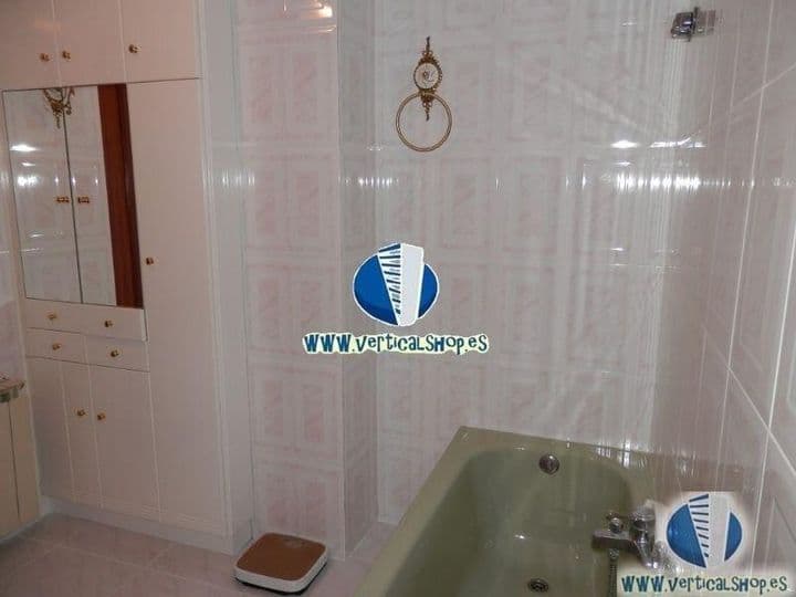 4 bedrooms apartment for sale in Albacete, Spain - Image 12