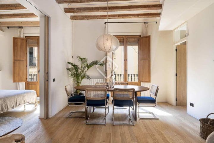 3 bedrooms apartment for rent in Barcelona, Spain - Image 4