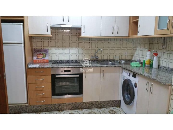 2 bedrooms apartment for rent in Vilagarcia de Arousa, Spain - Image 12