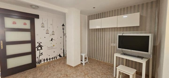 3 bedrooms apartment for rent in Murcia, Spain - Image 2