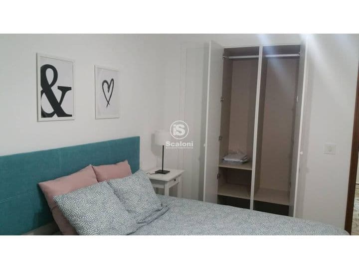 2 bedrooms apartment for rent in Vilagarcia de Arousa, Spain - Image 5