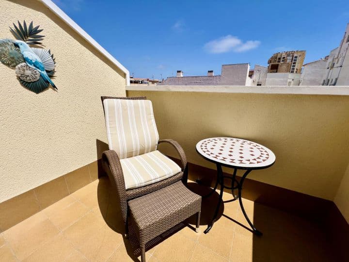 2 bedrooms apartment for sale in Playa de los Locos quarter, Spain - Image 2