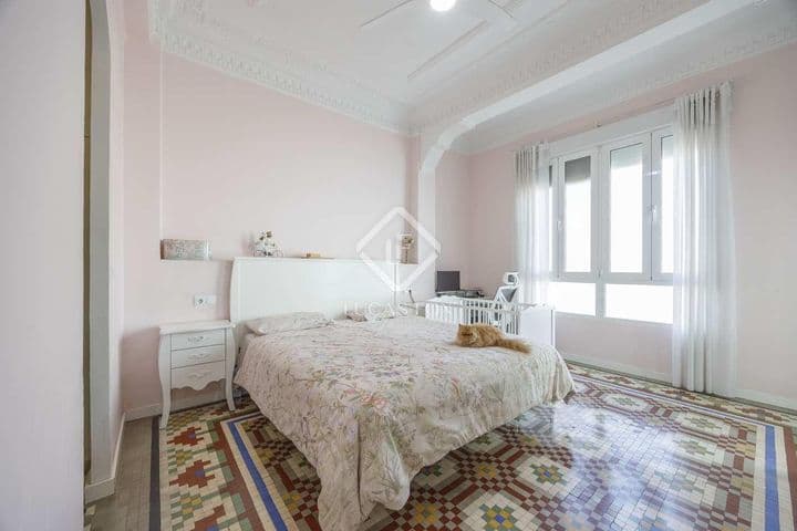 3 bedrooms apartment for rent in Valencia, Spain - Image 9