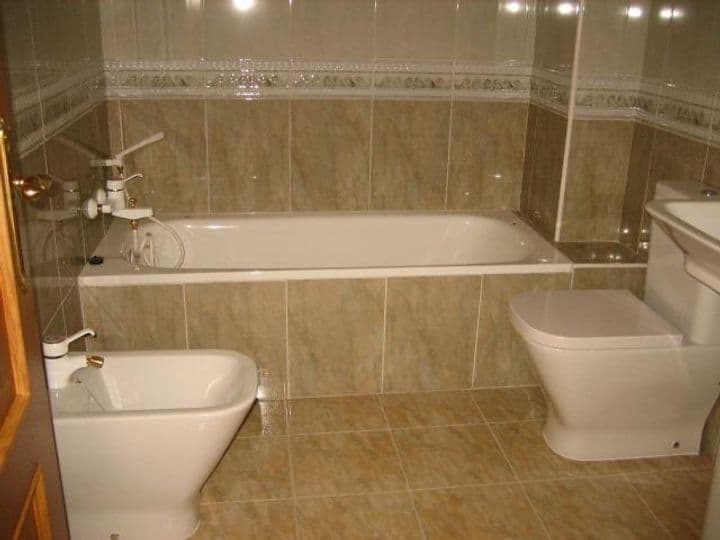 3 bedrooms apartment for sale in Ponferrada, Spain - Image 2