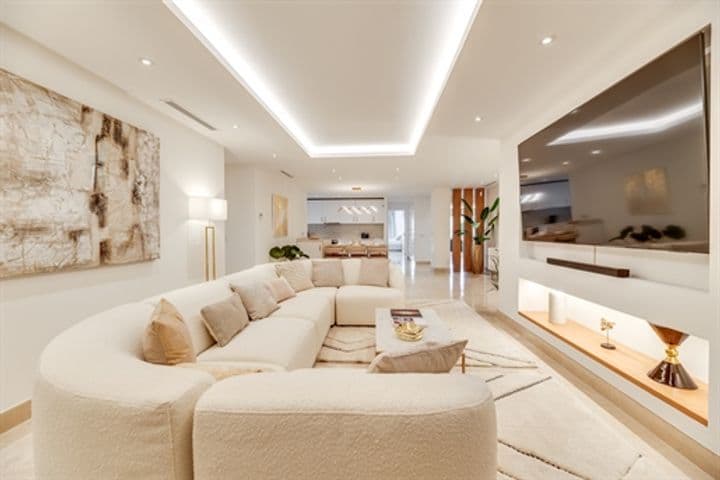 4 bedrooms apartment for sale in Benahavis, Spain - Image 3