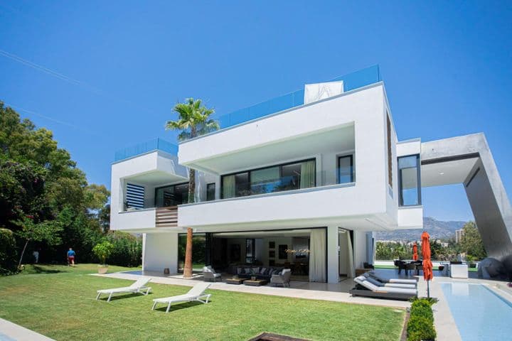 7 bedrooms house for rent in Marbella, Spain - Image 6