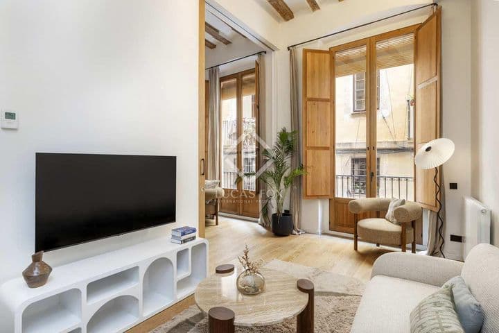 3 bedrooms apartment for rent in Barcelona, Spain - Image 5