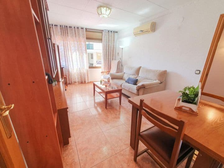 2 bedrooms apartment for sale in Bajo Llobregat, Spain - Image 4