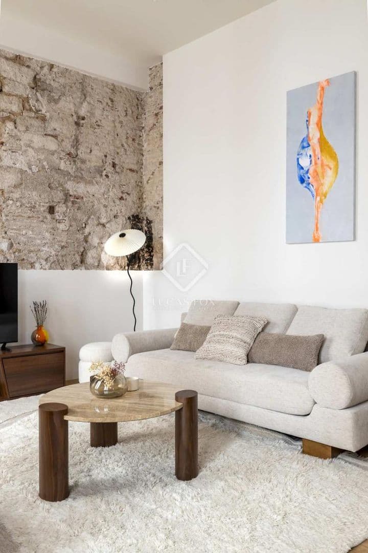 3 bedrooms apartment for rent in Barcelona, Spain - Image 4