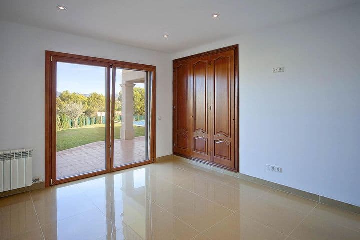 4 bedrooms house for sale in Calvia, Spain - Image 9