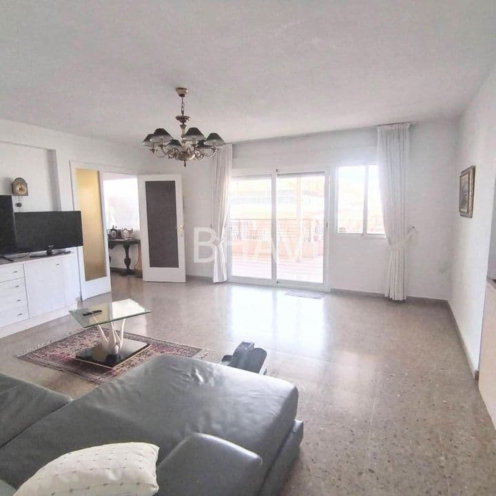 3 bedrooms house for rent in Centro, Spain - Image 2
