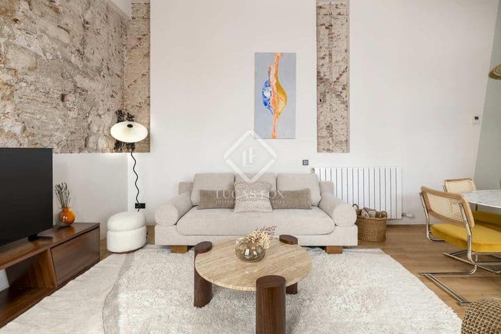 3 bedrooms apartment for rent in Barcelona, Spain - Image 3