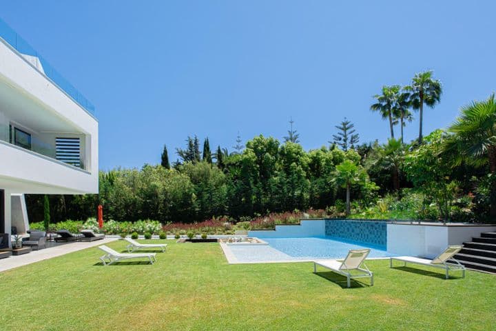 7 bedrooms house for rent in Marbella, Spain - Image 10