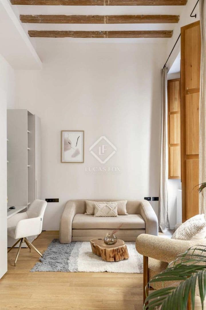 3 bedrooms apartment for rent in Barcelona, Spain - Image 8