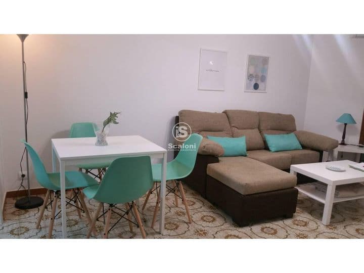 2 bedrooms apartment for rent in Vilagarcia de Arousa, Spain - Image 2