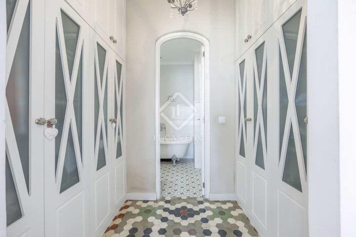 3 bedrooms apartment for rent in Valencia, Spain - Image 10