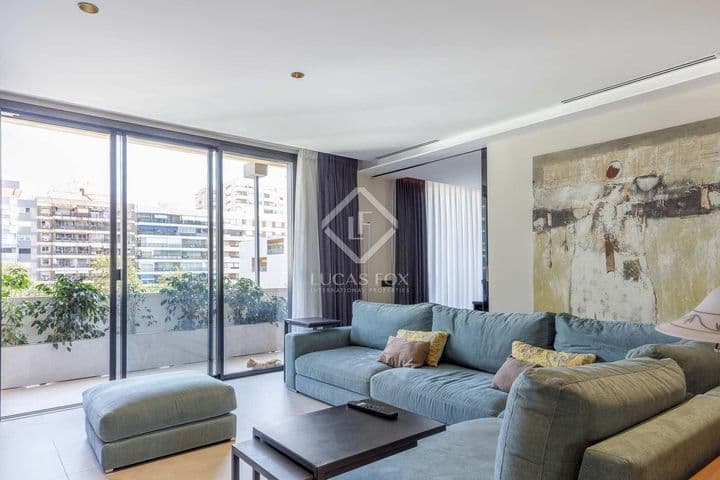 4 bedrooms apartment for rent in Valencia, Spain - Image 6