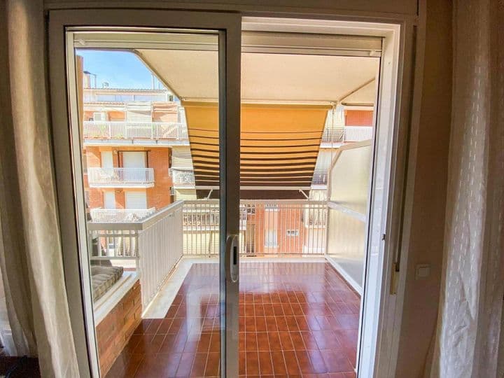 4 bedrooms apartment for sale in Bajo Llobregat, Spain - Image 3