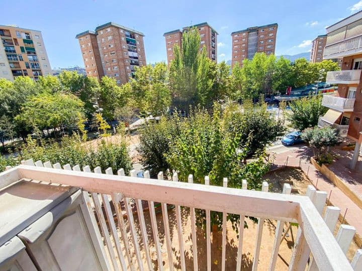 4 bedrooms apartment for sale in Bajo Llobregat, Spain - Image 2