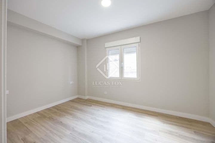 4 bedrooms apartment for rent in Valencia, Spain - Image 5