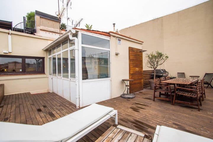 1 bedroom house for rent in Ciutat Vella, Spain - Image 11