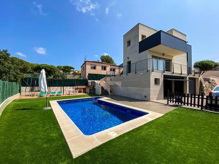 4 bedrooms house for rent in Lloret de Mar, Spain