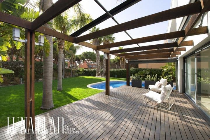 5 bedrooms house for rent in Gava, Spain - Image 8