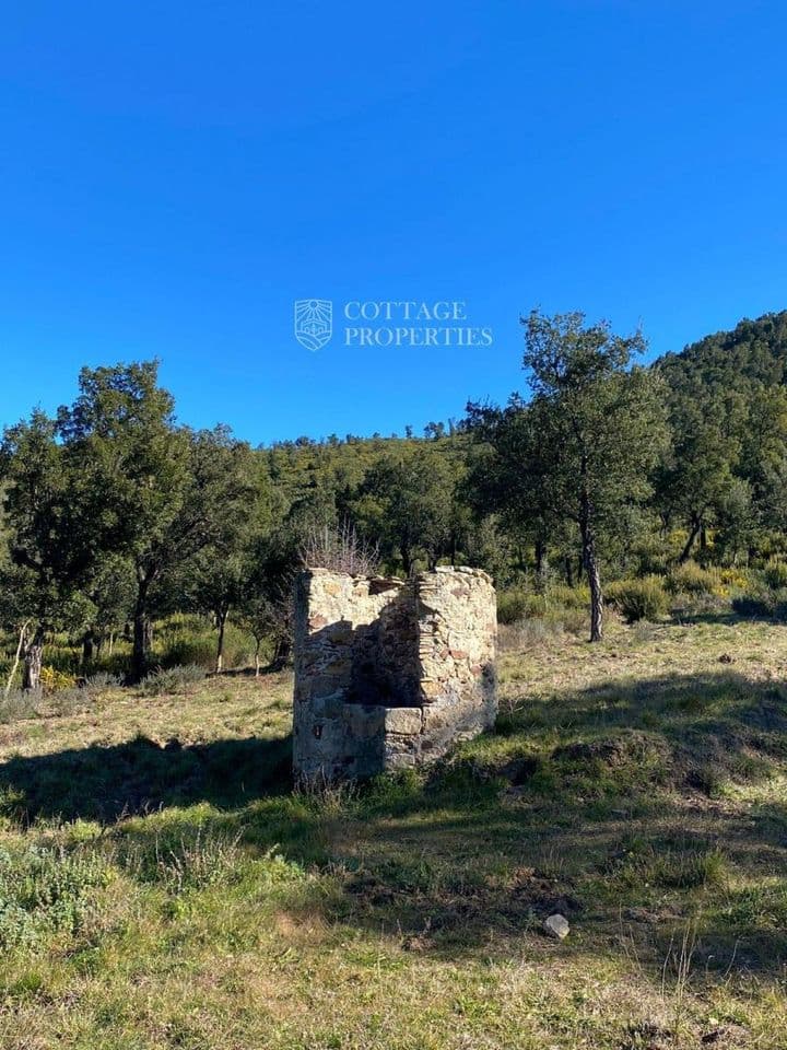 House for sale in Alto Ampurdan, Spain - Image 10