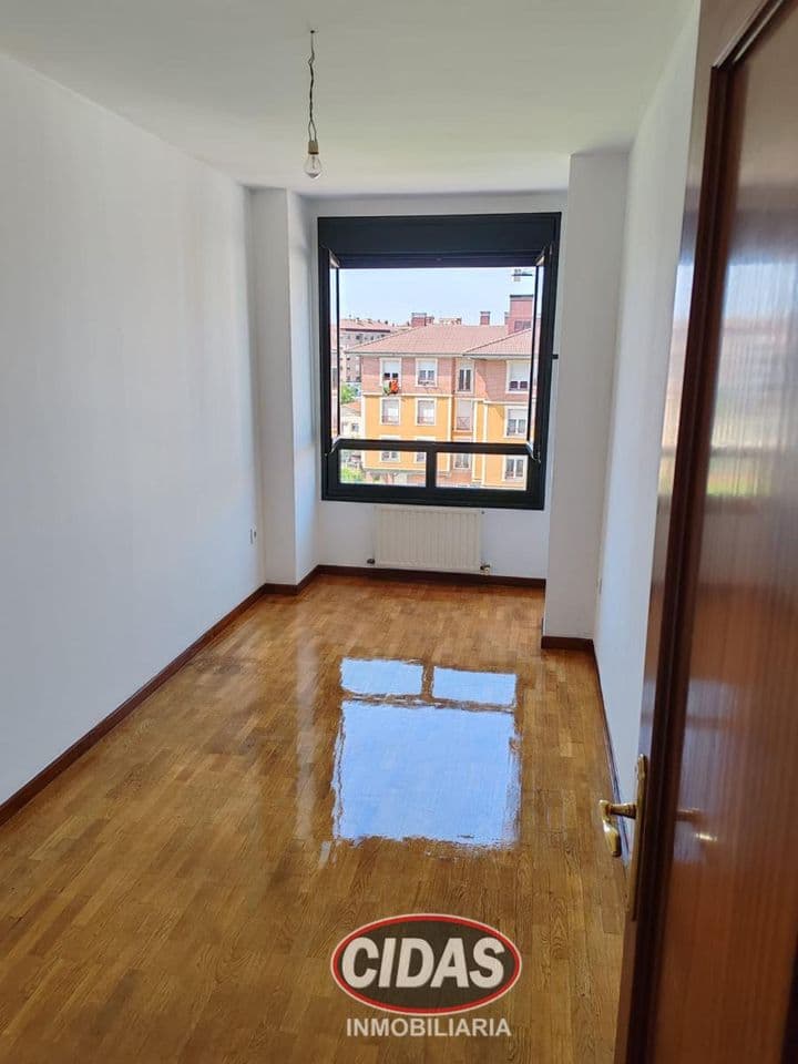 3 bedrooms apartment for sale in Siero, Spain - Image 2