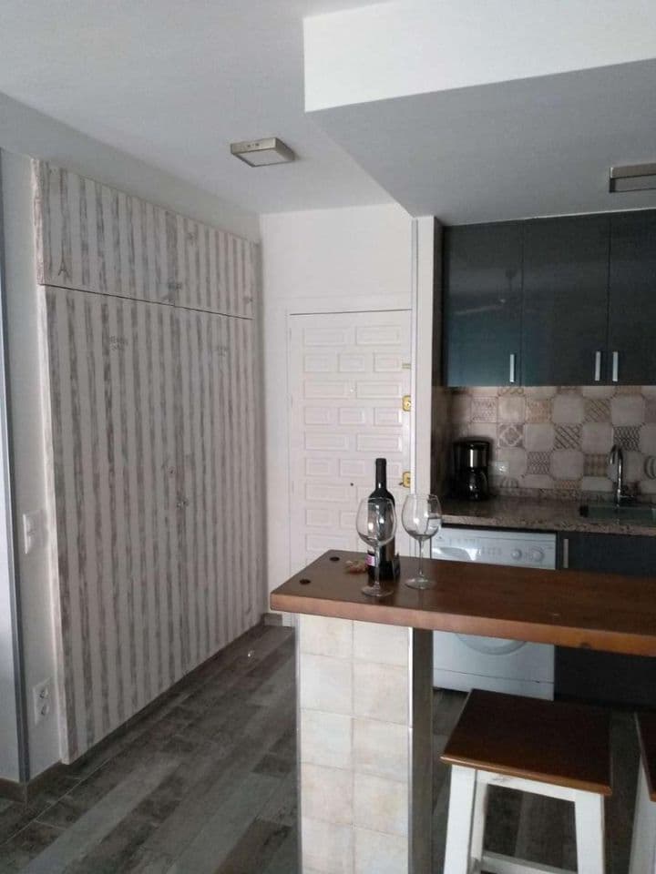 2 bedrooms apartment for rent in Benalmadena Pueblo, Spain - Image 5