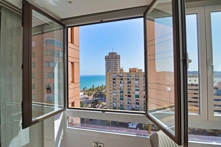 1 bedroom apartment for sale in Fuengirola, Spain - Image 3