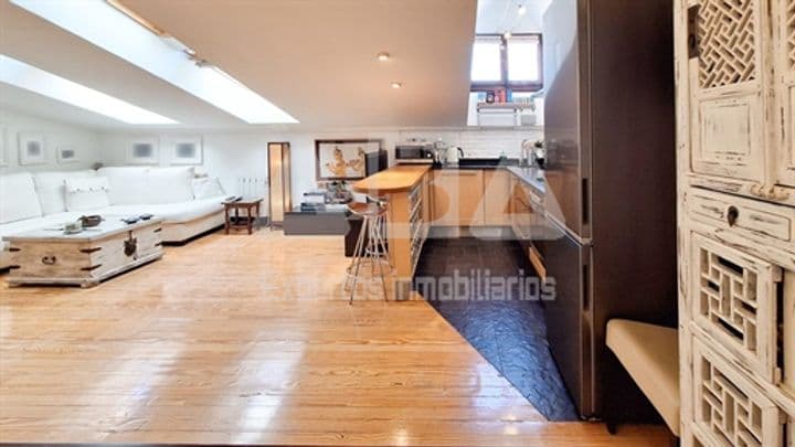 1 bedroom apartment for sale in Madrid, Spain - Image 12