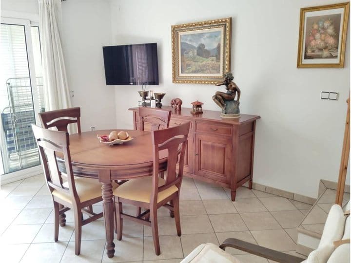 3 bedrooms apartment for rent in El Vendrell, Spain - Image 2