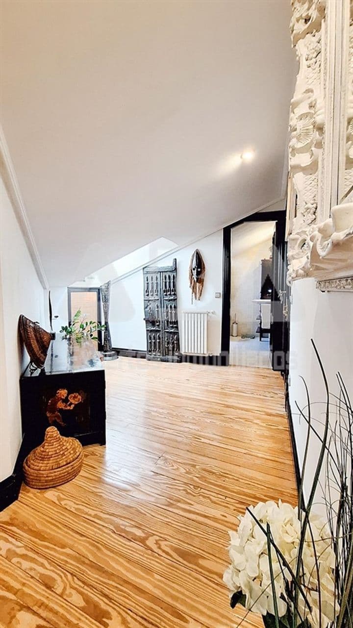 1 bedroom apartment for sale in Madrid, Spain - Image 4