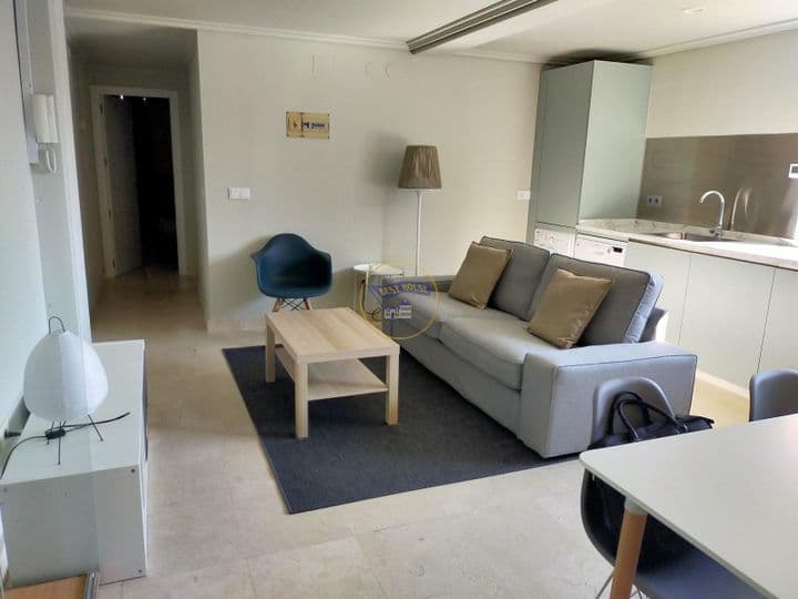 4 bedrooms apartment for rent in Vigo, Spain - Image 3