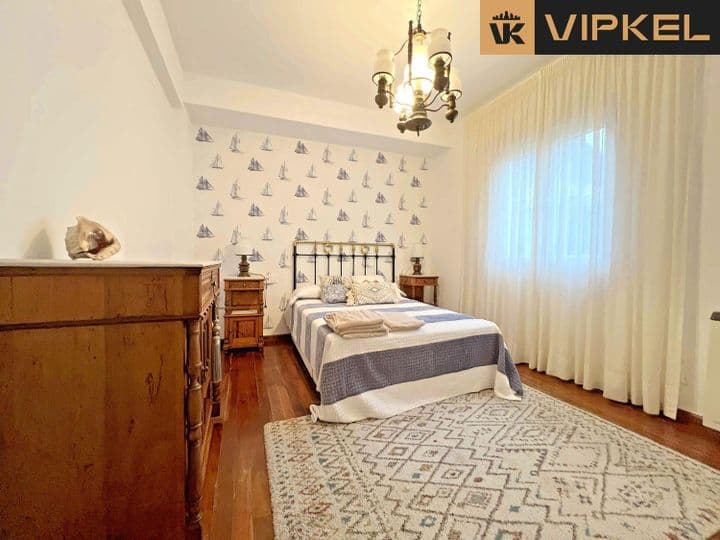 5 bedrooms apartment for sale in Corunna, Spain - Image 11