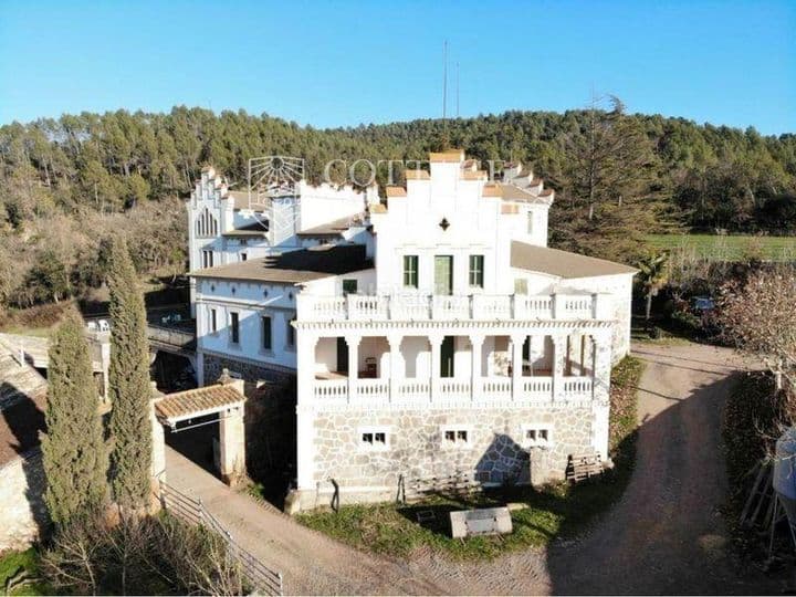 9 bedrooms house for sale in Bages, Spain - Image 2