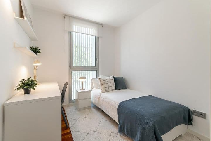 2 bedrooms apartment for sale in Ciutat Vella, Spain - Image 7