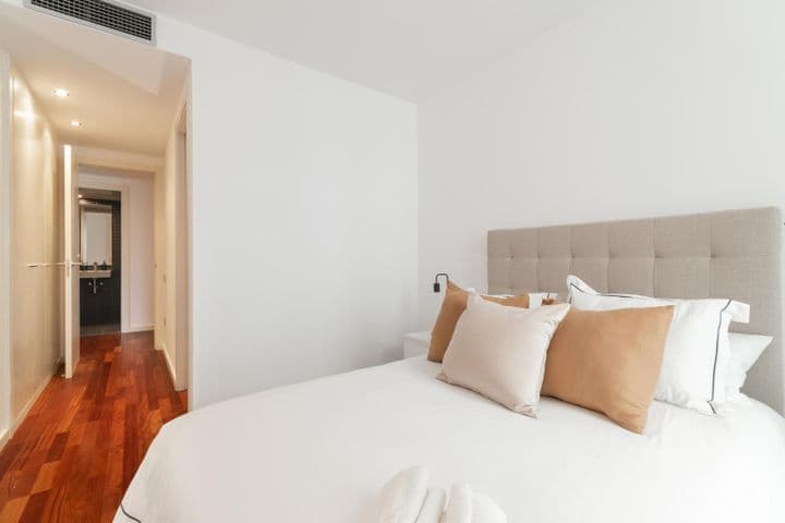 2 bedrooms apartment for sale in Ciutat Vella, Spain - Image 4