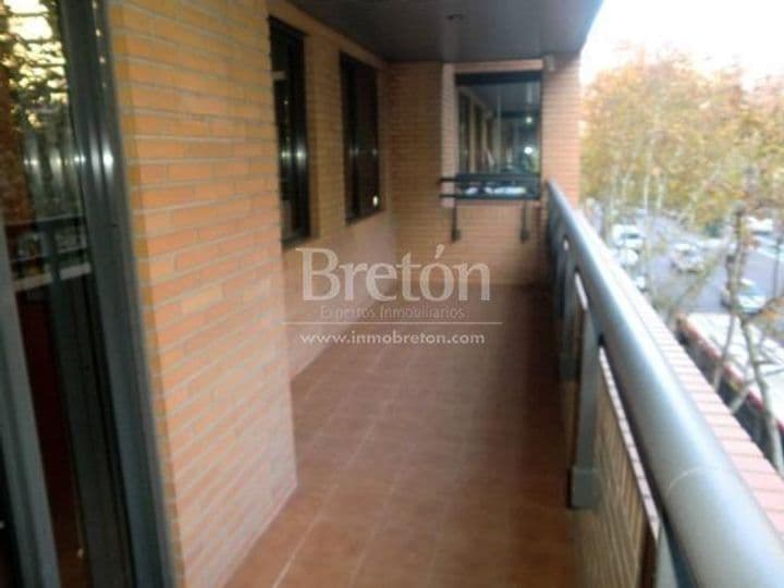 3 bedrooms apartment for rent in Universidad, Spain - Image 4