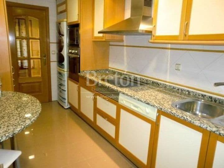 3 bedrooms apartment for rent in Universidad, Spain - Image 8