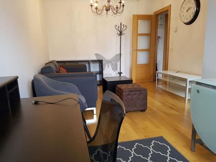 1 bedroom apartment for rent in Oviedo, Spain - Image 11