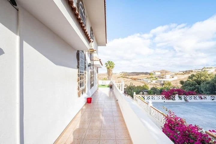 5 bedrooms house for sale in San Bartolome de Tirajana, Spain - Image 2