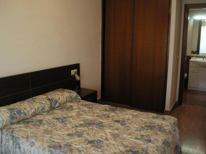 3 bedrooms apartment for sale in Zaragoza, Spain - Image 4