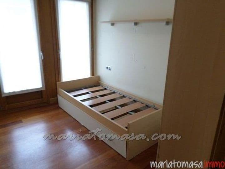 2 bedrooms apartment for rent in Getxo, Spain - Image 12